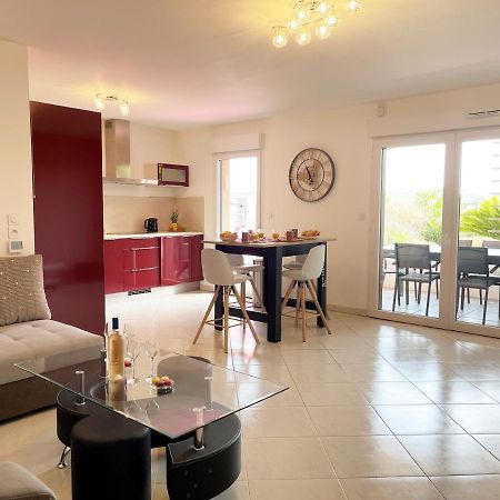 Saint-Raphaël Tres Bel Appartement -Residence Avec Piscine Sur Le Toit Et Vue Panoramique מראה חיצוני תמונה