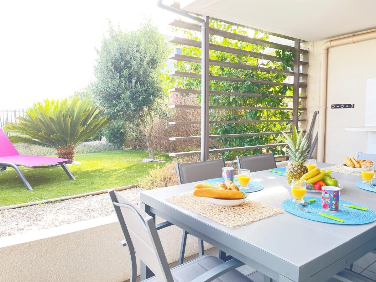 Saint-Raphaël Tres Bel Appartement -Residence Avec Piscine Sur Le Toit Et Vue Panoramique מראה חיצוני תמונה